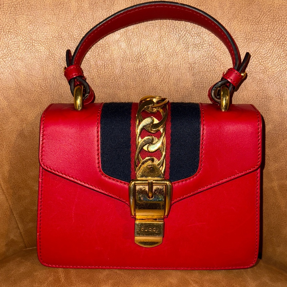 Gucci Sylvie Red Calfskin and Gold Mini Bag with Chain - Picture 3 of 16